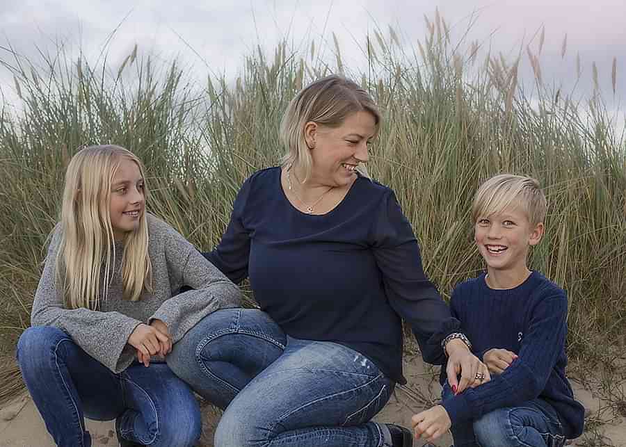 familjebilder, familjeporträtt, familjefotografering, Helsingborg, Ängelholm, senior, familjefotograf